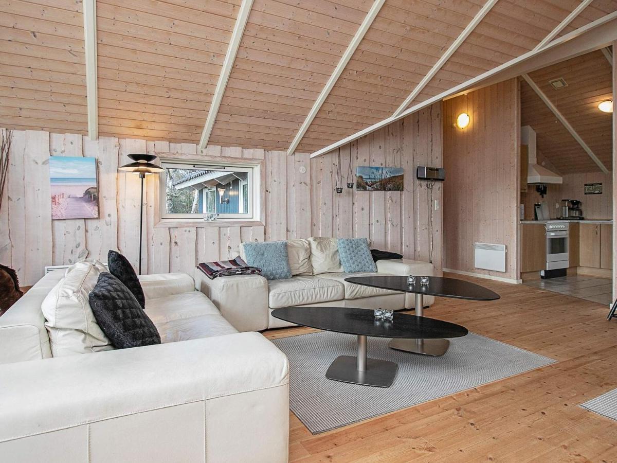 Four-Bedroom Holiday Home In Vaeggerlose 8 Bøtø By Esterno foto